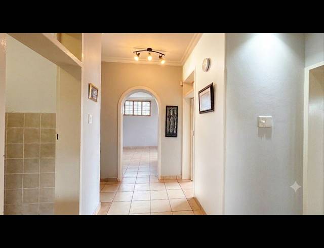 2 BEDROOM APARTMENT FOR SALE IN MORNINGSIDE